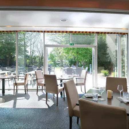 Seminaris Aparthotel 4*